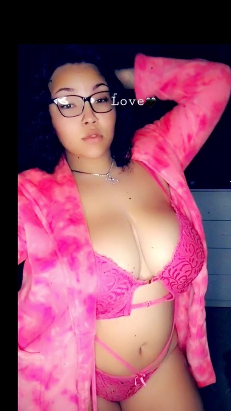 Foto di nudo di fuga di OnlyFans di Ig Oootyyyy Kutieee 