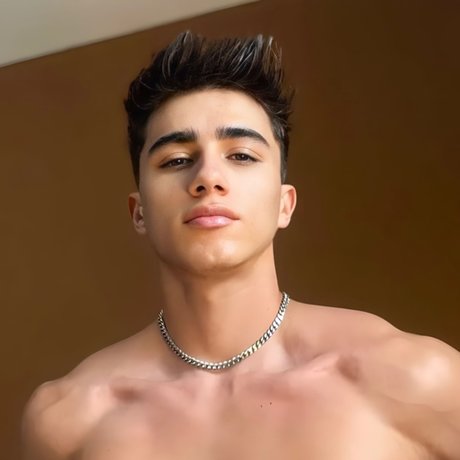 Foto di nudo di fuga di OnlyFans di Nathan Luna