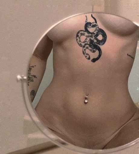 Foto di nudo di fuga di OnlyFans di Nat