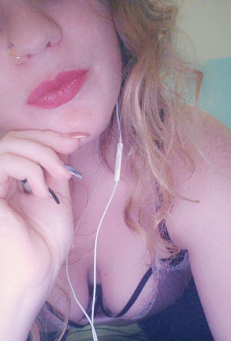 Foto di nudo di fuga di OnlyFans di Curvyhottie