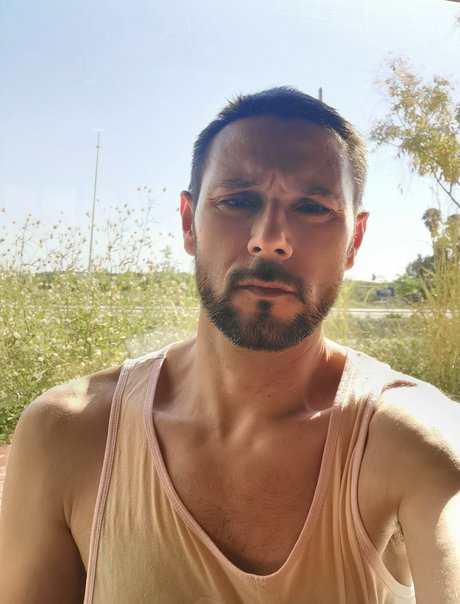 Foto di nudo di fuga di OnlyFans di Funpop