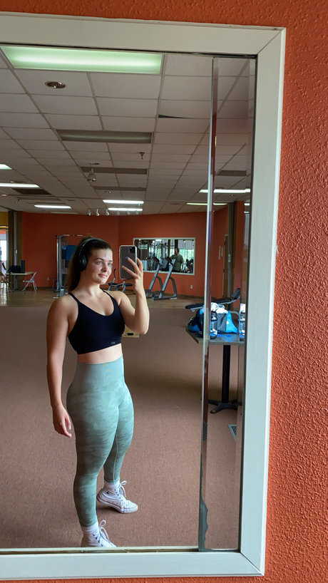 Foto di nudo di fuga di OnlyFans di Fitgirl Pay