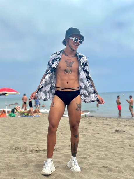 Foto di nudo di fuga di OnlyFans di Cristian Alejandro Barreto Ramos