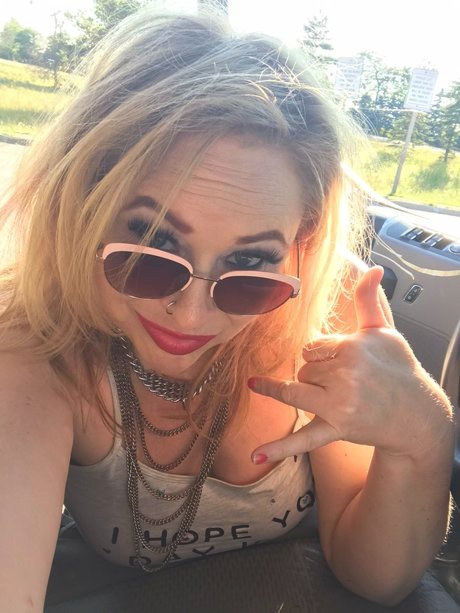 Foto di nudo di fuga di OnlyFans di Chloena Starchild