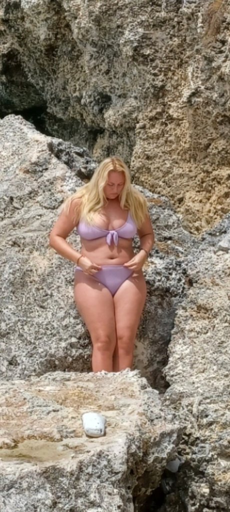 Foto di nudo di fuga di OnlyFans di Miss Nanini