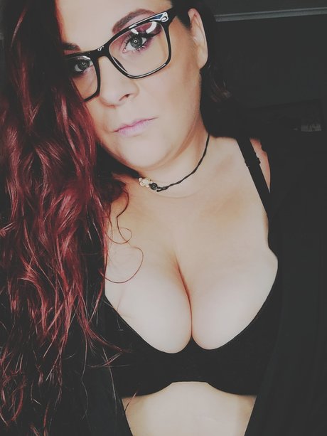 Foto di nudo di fuga di OnlyFans di Chubby Milf