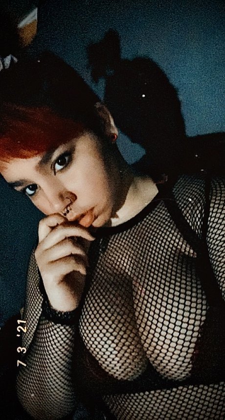 Foto di nudo di fuga di OnlyFans di Cece