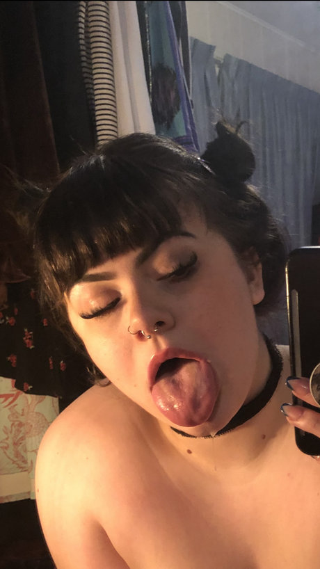 Foto di nudo di fuga di OnlyFans di Isabel Hendrix