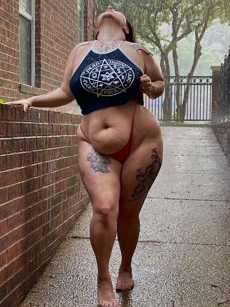 Foto di nudo di fuga di OnlyFans di Bay