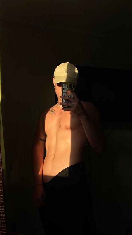 Foto di nudo di fuga di OnlyFans di Nclvss