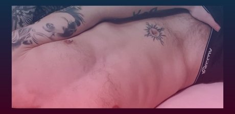 Foto di nudo di fuga di OnlyFans di Bad Wolf