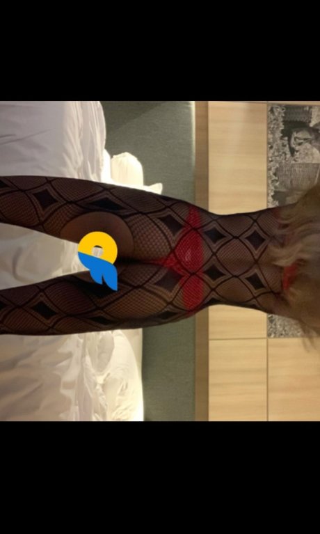 Foto di nudo di fuga di OnlyFans di Moza