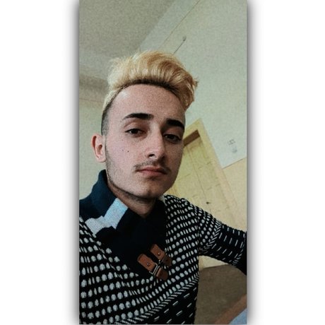 Foto di nudo di fuga di OnlyFans di Cristinel
