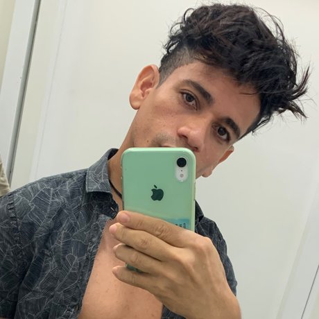 Foto di nudo di fuga di OnlyFans di Francisco Casseano