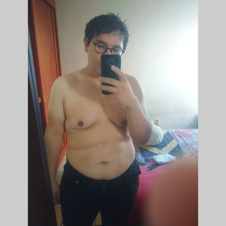Foto di nudo di fuga di OnlyFans di Powers