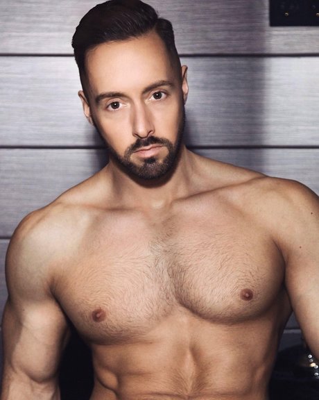 Foto di nudo di fuga di OnlyFans di  