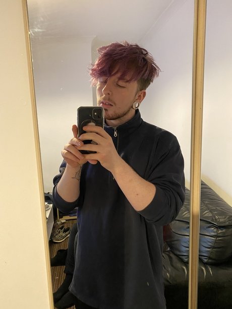Foto di nudo di fuga di OnlyFans di 
