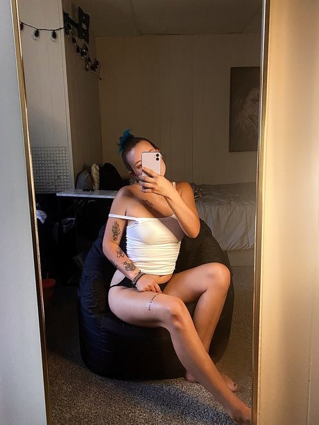 Foto di nudo di fuga di OnlyFans di Cat The Angel