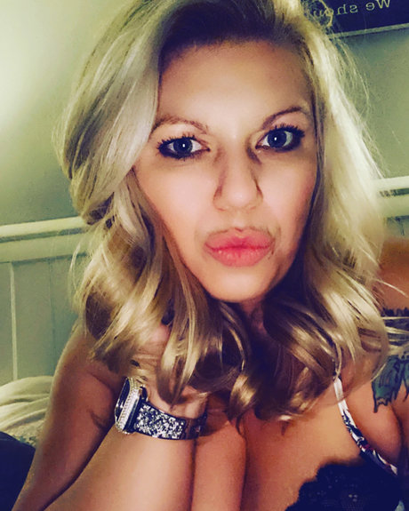 Foto di nudo di fuga di OnlyFans di Brittany