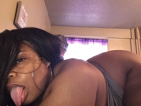 Foto di nudo di fuga di OnlyFans di Bigchest123
