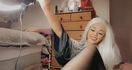 Foto di nudo di fuga di OnlyFans di Blondie 