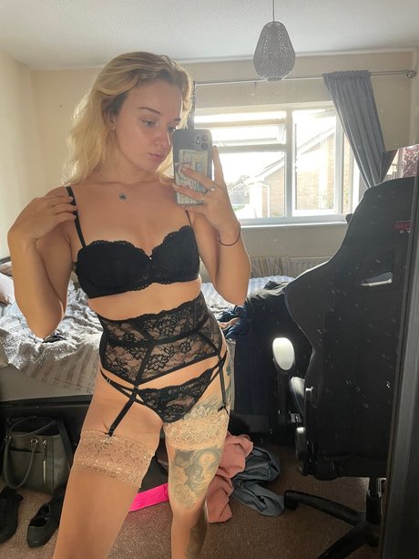 Foto di nudo di fuga di OnlyFans di Beth X