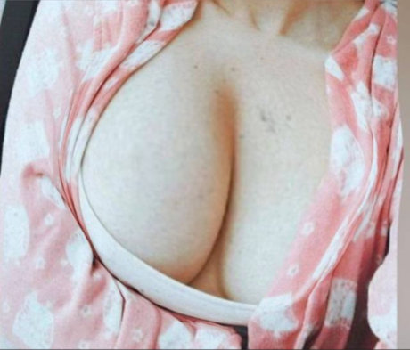Foto di nudo di fuga di OnlyFans di Live 