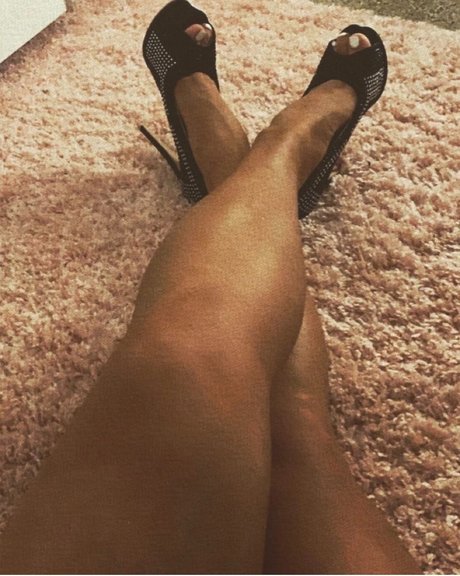 Foto di nudo di fuga di OnlyFans di Angie B