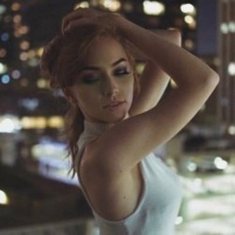 Foto di nudo di fuga di OnlyFans di Superiornessa