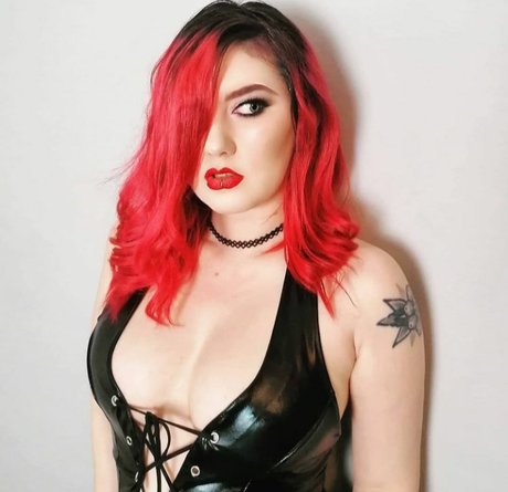 Foto di nudo di fuga di OnlyFans di 
