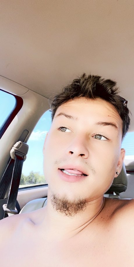 Foto di nudo di fuga di OnlyFans di Daddyd420