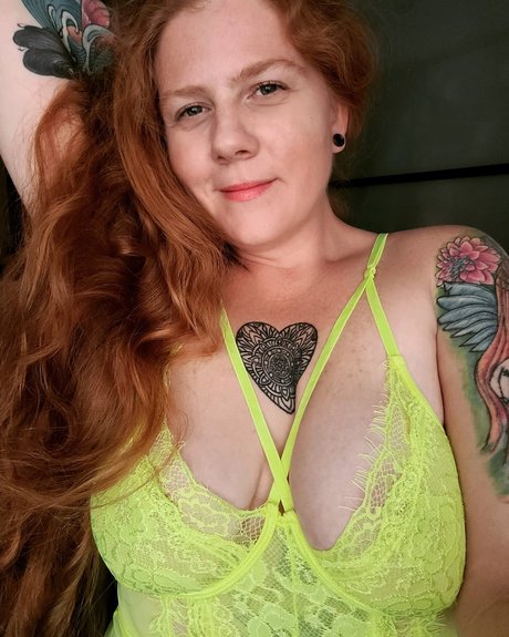 Foto di nudo di fuga di OnlyFans di Alices  Wonderland 