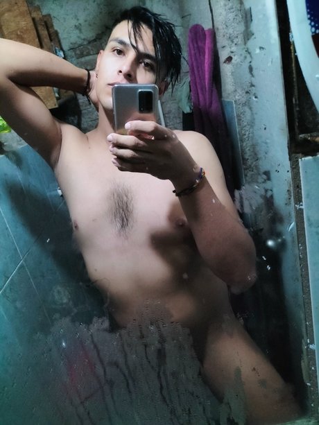 Foto di nudo di fuga di OnlyFans di Emma 