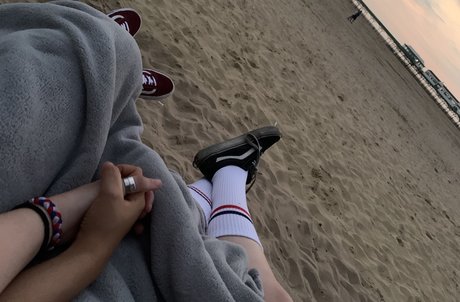 Foto di nudo di fuga di OnlyFans di Couples Footasy