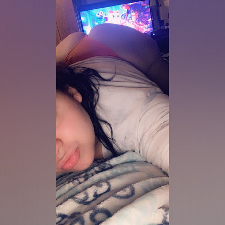 Foto di nudo di fuga di OnlyFans di Snow Bunny