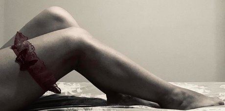 Foto di nudo di fuga di OnlyFans di Camila Caos