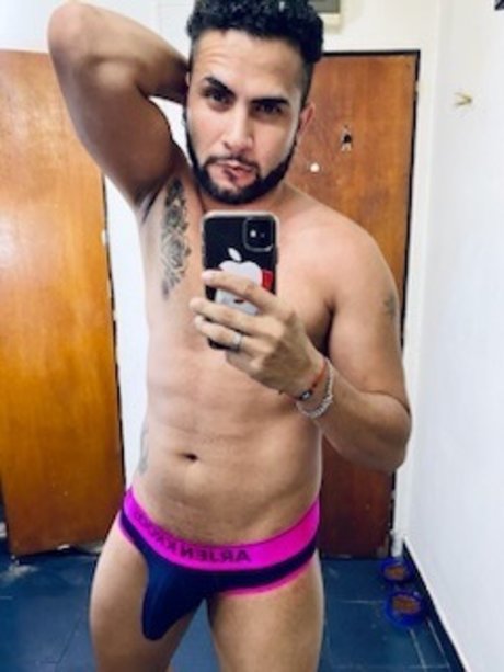 Foto di nudo di fuga di OnlyFans di Henry Diaz 