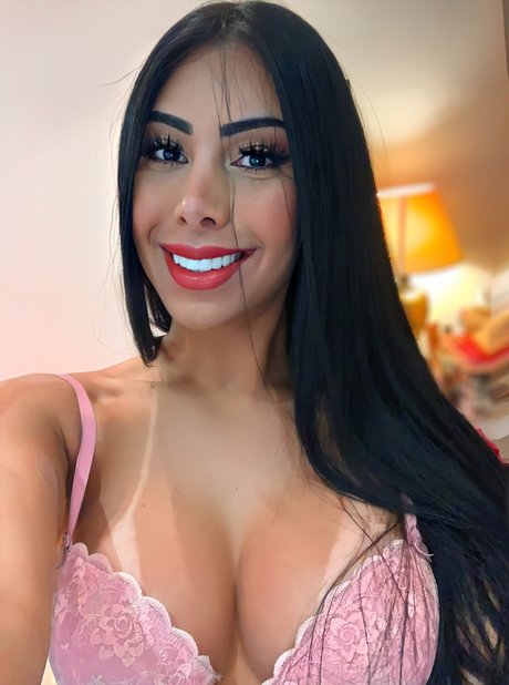 Foto di nudo di fuga di OnlyFans di Bnicole Silva
