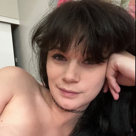 Foto di nudo di fuga di OnlyFans di  Nicole Knight 