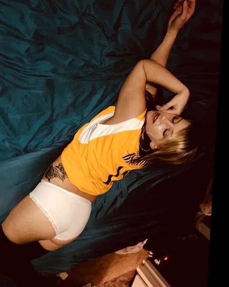 Foto di nudo di fuga di OnlyFans di Hgills