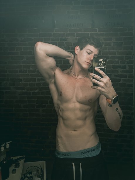Foto di nudo di fuga di OnlyFans di Nick Swaf