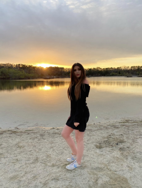 Foto di nudo di fuga di OnlyFans di Nicole