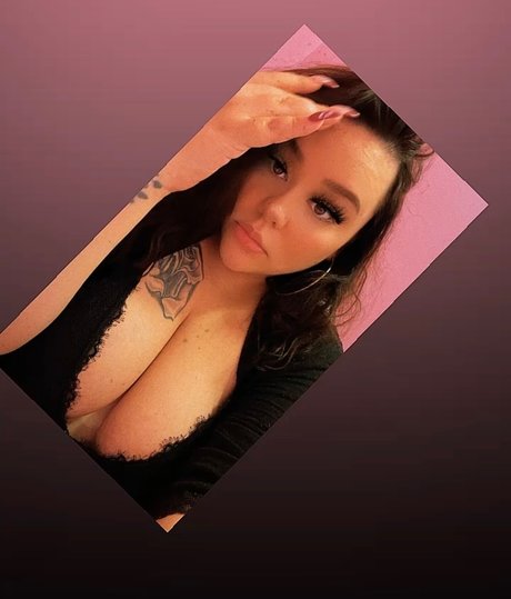 Foto di nudo di fuga di OnlyFans di Nicki Baby