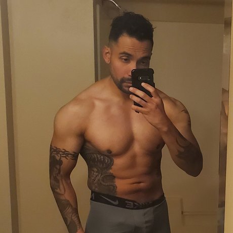Foto di nudo di fuga di OnlyFans di The1poolboy Nick