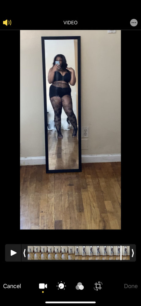 Foto di nudo di fuga di OnlyFans di Dai
