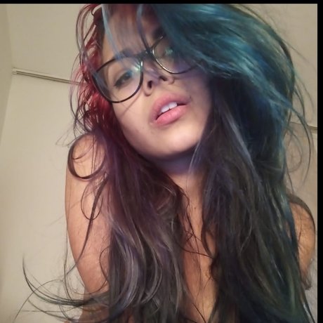 Foto di nudo di fuga di OnlyFans di Jhosi