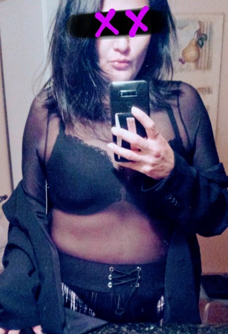 Foto di nudo di fuga di OnlyFans di Newlimitsneesh