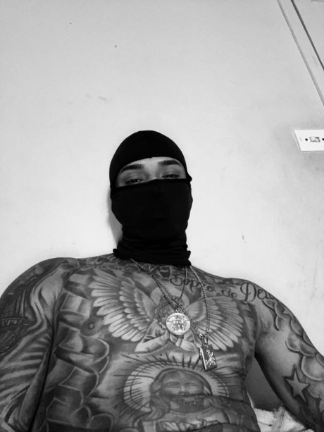 Foto di nudo di fuga di OnlyFans di Henriger Gabriel
