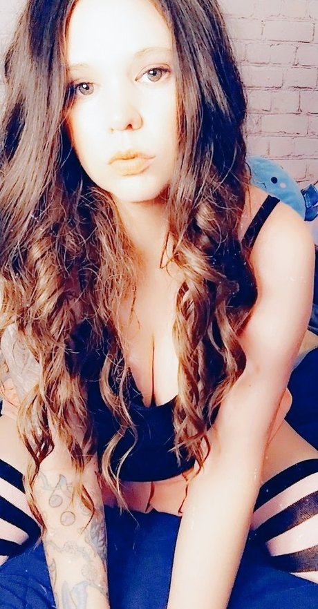 Foto di nudo di fuga di OnlyFans di Queen Cupcake 
