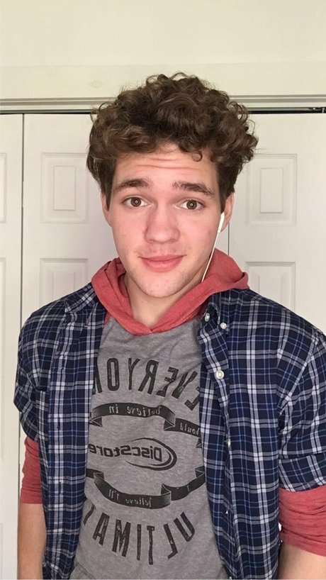 Foto di nudo di fuga di OnlyFans di Chase Summers